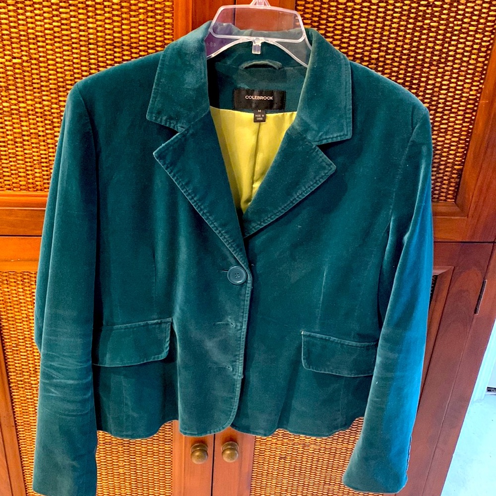 Green velvet jacket, very comfortable , versatile